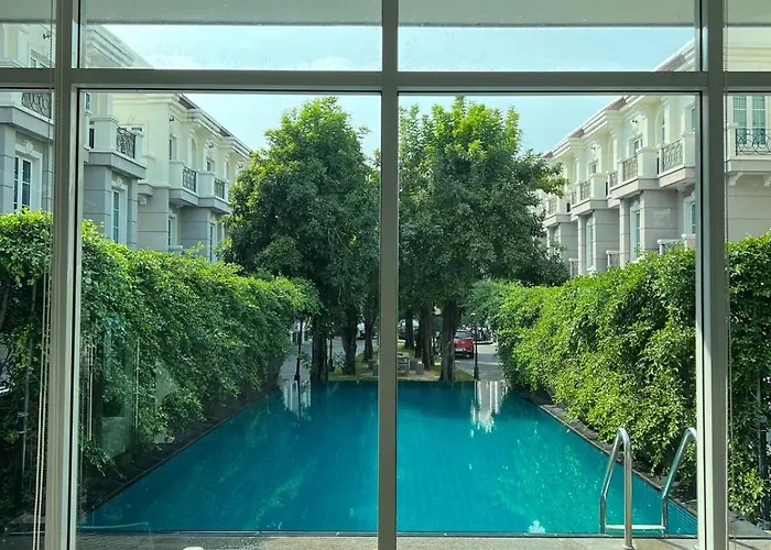 Entire 3bedroom Townhome, Shared Swimming Pool In Sukhumvit, 2943 曼谷