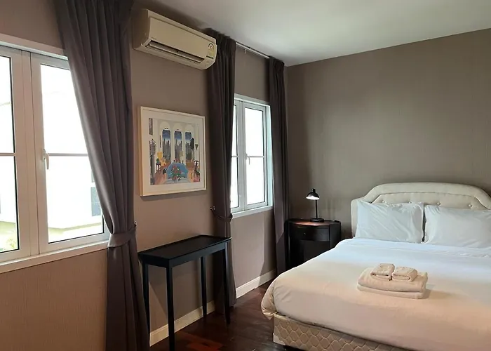 度假居 Entire 3bedroom Townhome, Shared Swimming Pool In Sukhumvit, 2943